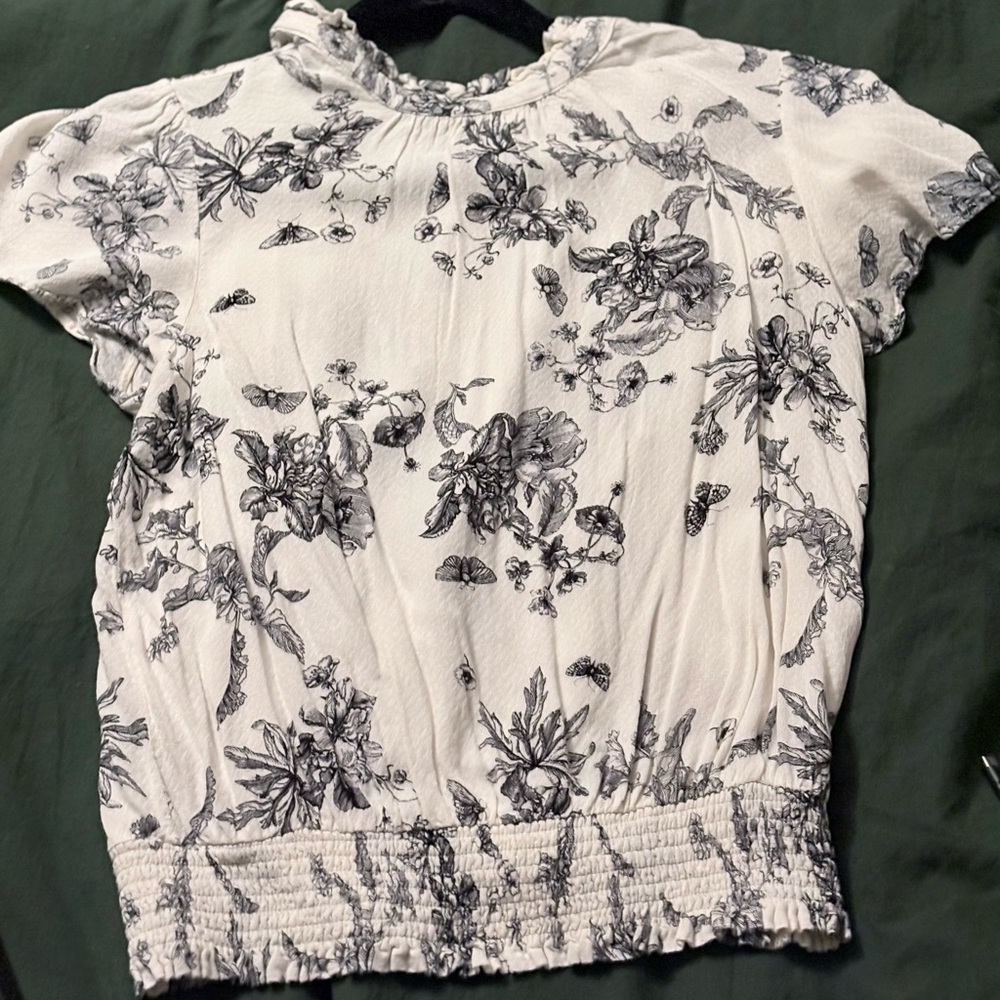 Black & White Ruched Top